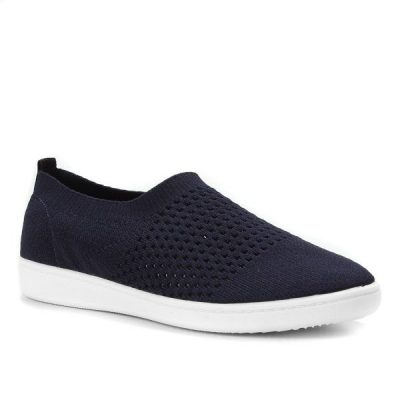 Shoestock lança tênis produzidos com PET reciclado