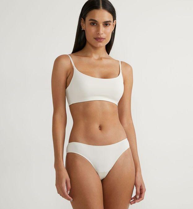 Fio LYCRA® lastingFIT traz ainda mais durabilidade e conforto para nova coleção de lingeries da Renner