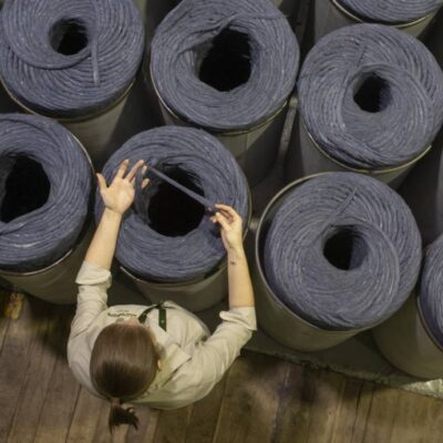 Elastano reciclado ganha holofotes na indústria têxtil no Brasil