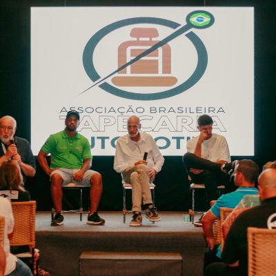 Tecnomoda apresenta tecnologias e tendências para a moda, lança a primeira associação de tapeceiros e promove ação social