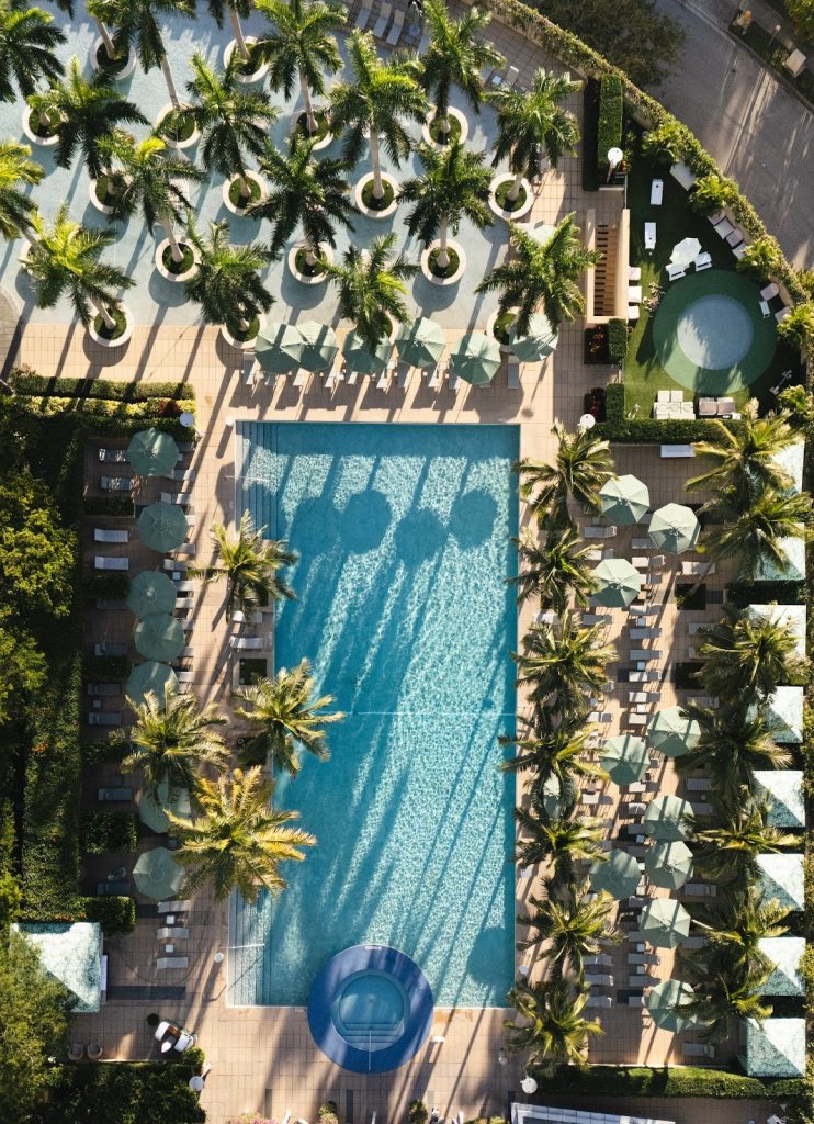 PatBO leva seu universo tropical e sofisticado ao Four Seasons Miami com projeto inédito de takeover