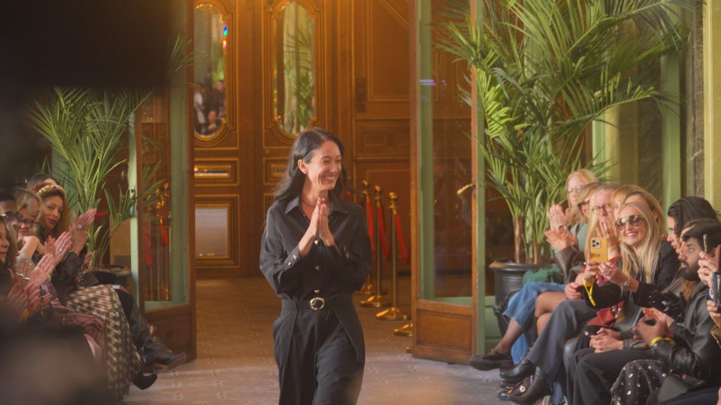 Fernanda Ávila estreia nas passarelas da Paris Fashion Week