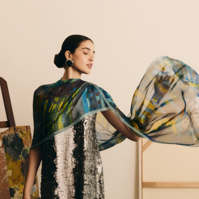 PORTINARI BY SCARF ME  A coleção que transforma as obras do maior pintor  modernista brasileiro em lenços de seda e tecidos nobres