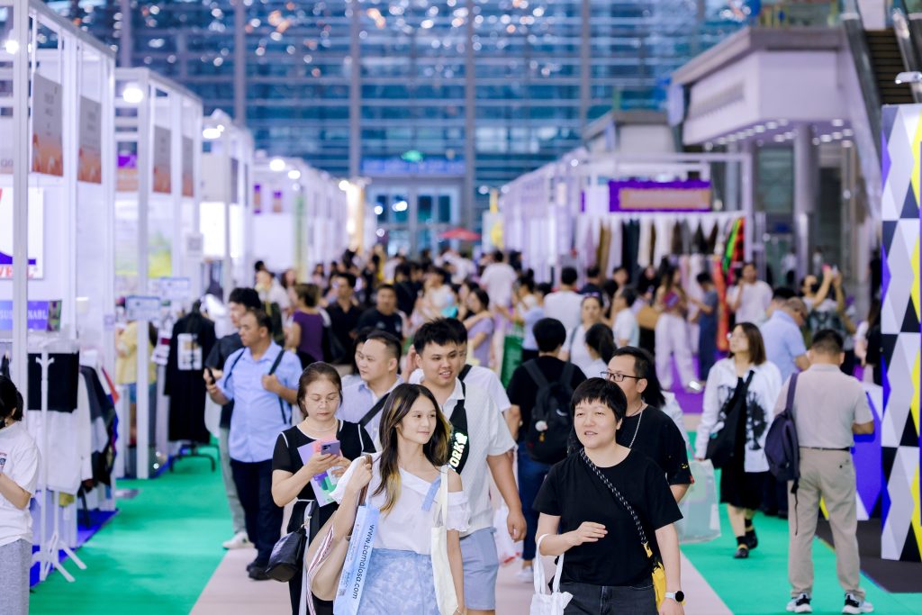 Visitantes destacam inovação sustentável e tradição como chaves para novos negócios na Intertextile Shenzhen 2026